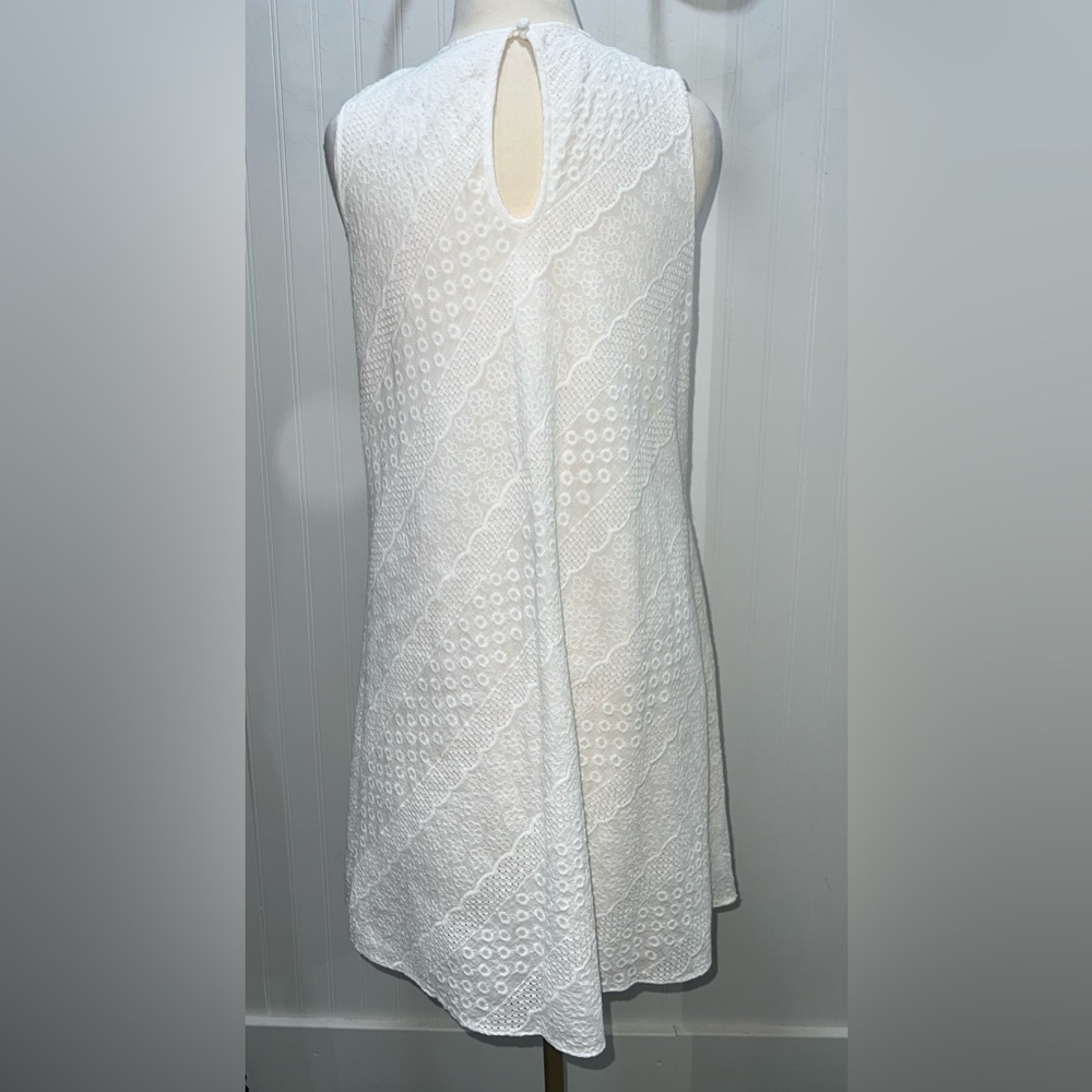 Calvin Klein White Textured/Eyelet Fabric Dress - Picture 4 of 5